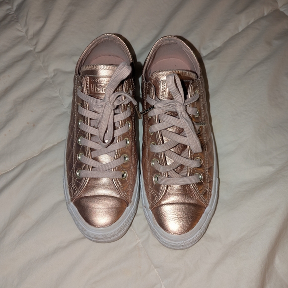 Elegant Rose Gold Women's Sneakers - Picture 1 of 7